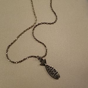 Long chain w/pendant